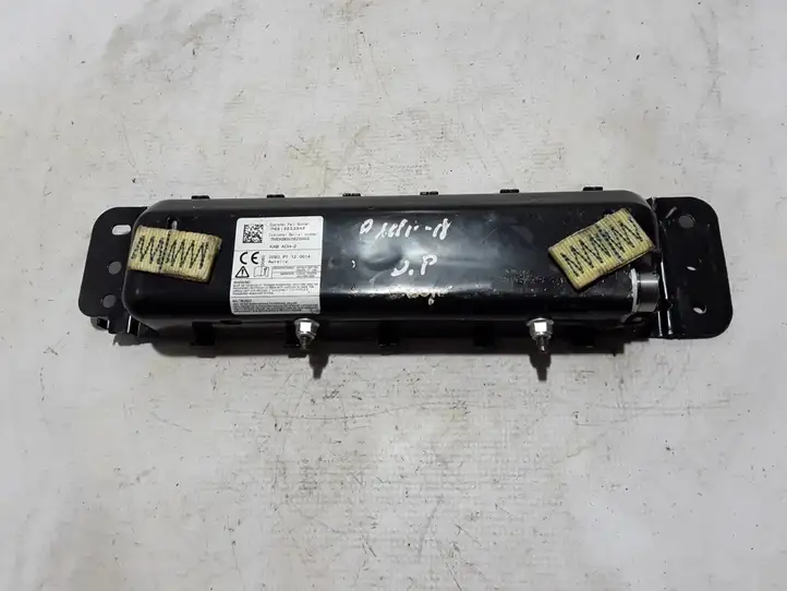 Chrysler Pacifica (2016 - )  68186539AF Подушка безопастности колен