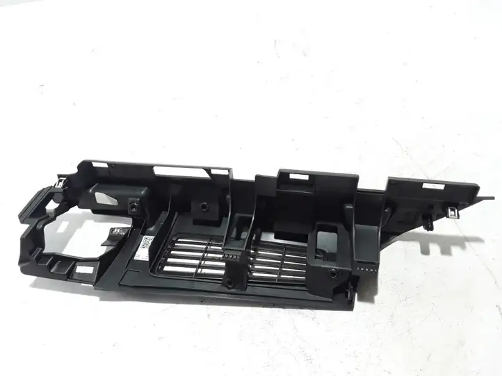 Volvo V60 (2018 - )  32239861 Боковая отделка (у окна)