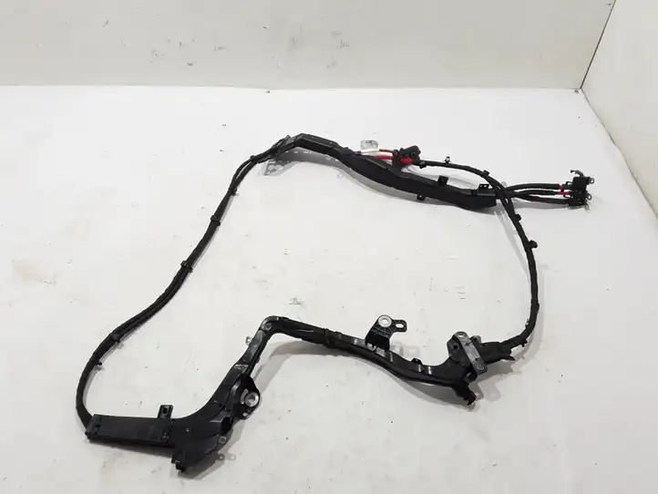 Volvo V60 (2018 - ) 32287511 Плюсовой провод аккумулятора — фото 2