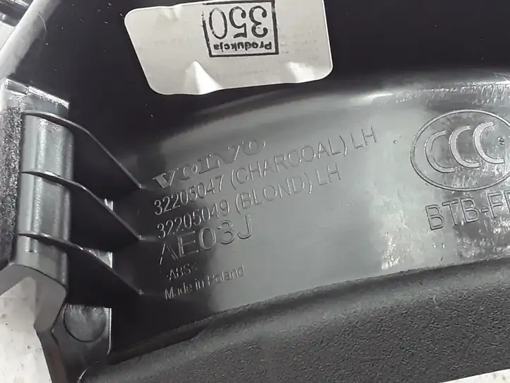 Volvo V60 (2018 - ) 32205047 Обшивка стойки у окна — фото 3