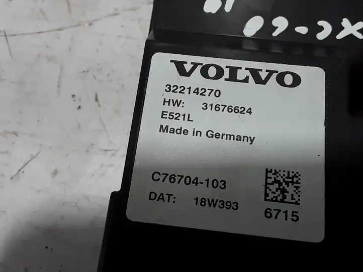Volvo XC60 (2017 - ) 32214270 Блок управления крышкой багажника — фото 2