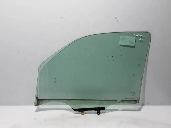 Nissan Pathfinder R51 (2005 - 2012)  80300EB310 Основное стекло передних дверей (четырехдверного автомобиля)