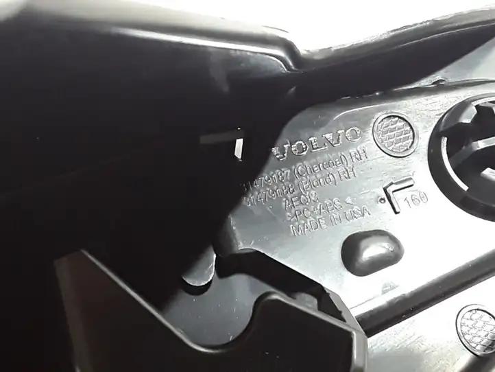 Volvo S60 (2018 - ) 31479187 Прочие детали салона — фото 2