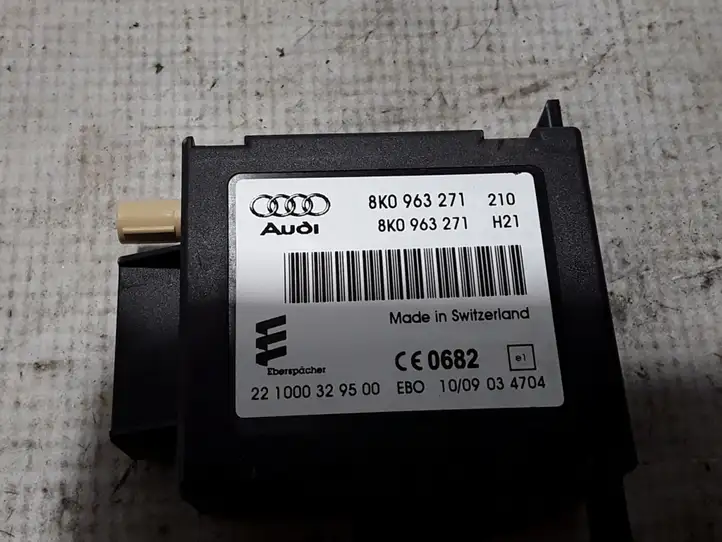 Audi Q5 SQ5 (2008 - 2012) 8K0963271 Блок управления автономным отопителем — фото 3