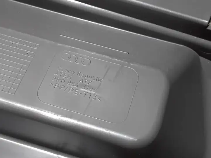 Audi Q5 SQ5 (2008 - 2012) 8R0864513C Отделка порога багажника — фото 3