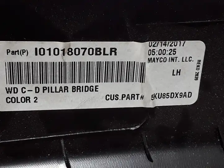 Dodge Durango (2013 - ) 5KU85DX9AD Обшивка стойки у окна — фото 3