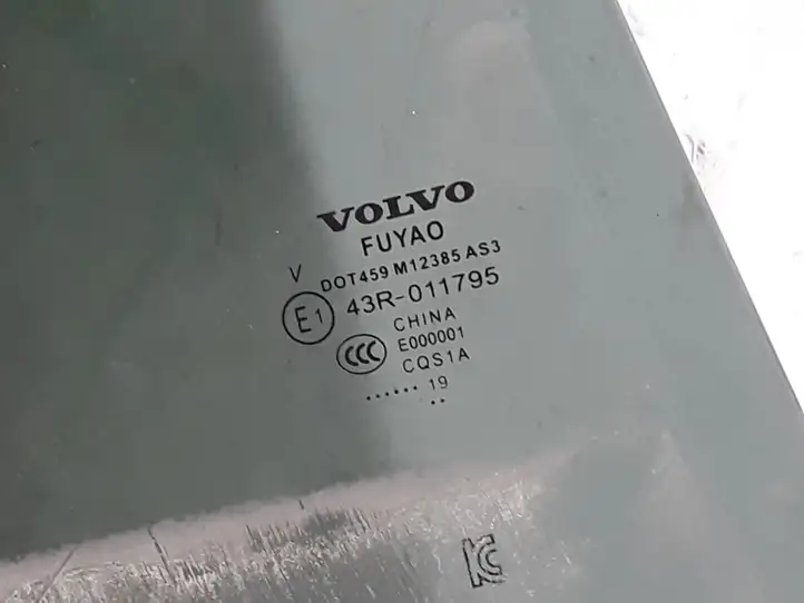 Volvo V60 (2018 - ) 31468124 Стекло задней двери — фото 3