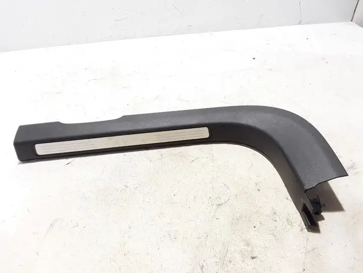 Volvo V60 (2018 - ) 31468387 Внутренняя отделка переднего порога — фото 1