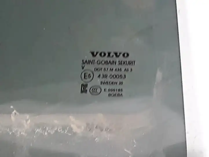 Volvo XC60 (2017 - ) 31424757 Стекло задней двери — фото 2