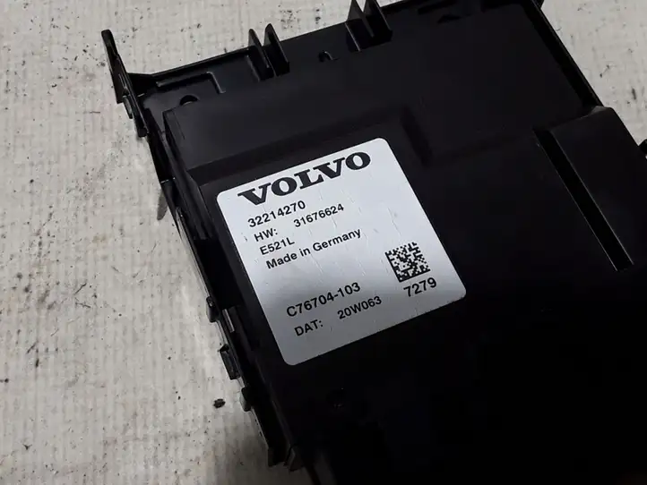 Volvo XC60 (2017 - ) 32214270 Блок управления крышкой багажника — фото 3