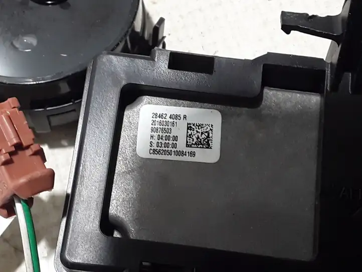 Renault Espace V (RFC) (2015 - 2019) 284624085R Камера в лобовом стекле — фото 2