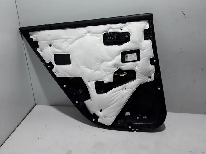 Kia Niro (2016 - )  83302-AT020 Обшивка задней двери