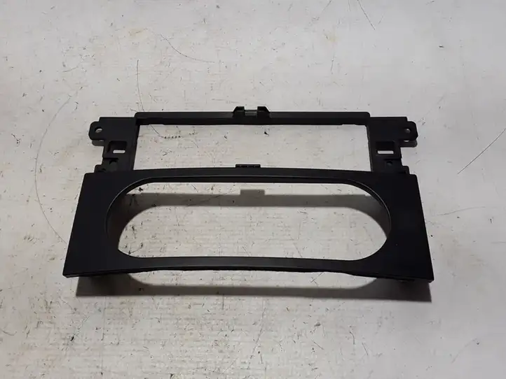 Renault Koleos I (2008 - 2016)  27670JY00 Отделка внутренней панели