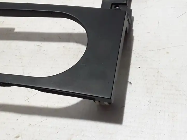 Renault Koleos I (2008 - 2016)  27670JY00 Отделка внутренней панели