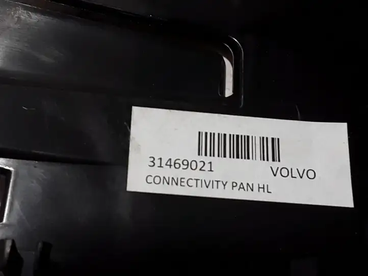Volvo XC40 (2017 - ) 31469021 Отделка внутренней панели салона — фото 2