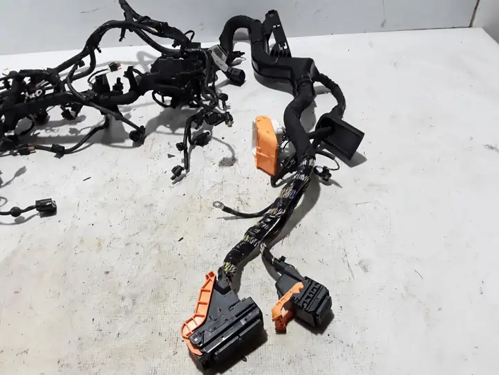 Volvo XC60 (2017 - ) 32320801 Проводка двигателя — фото 2