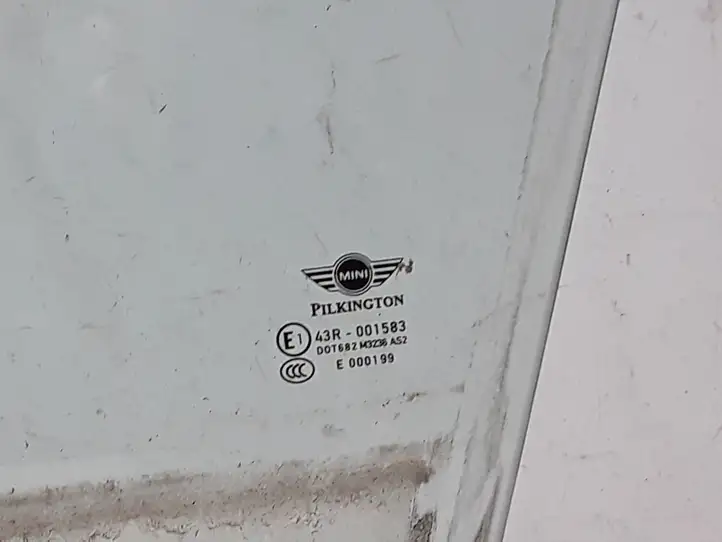Mini Cooper Countryman R60 (2010 - 2016) 9800567 Стекло передней двери — фото 3