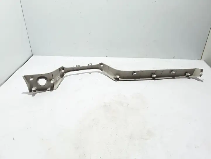 Chrysler Pacifica (2016 - )  5RL25TRMA Отделка внутренней панели