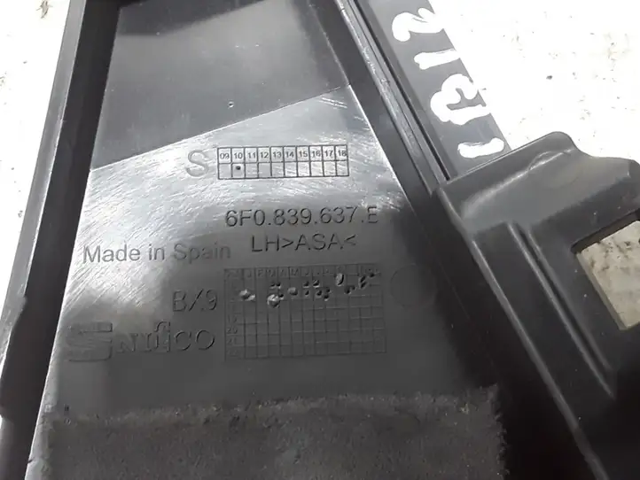 Seat Ibiza V (KJ) (2017 - )  6F0839637E Другая деталь отделки задний дверей