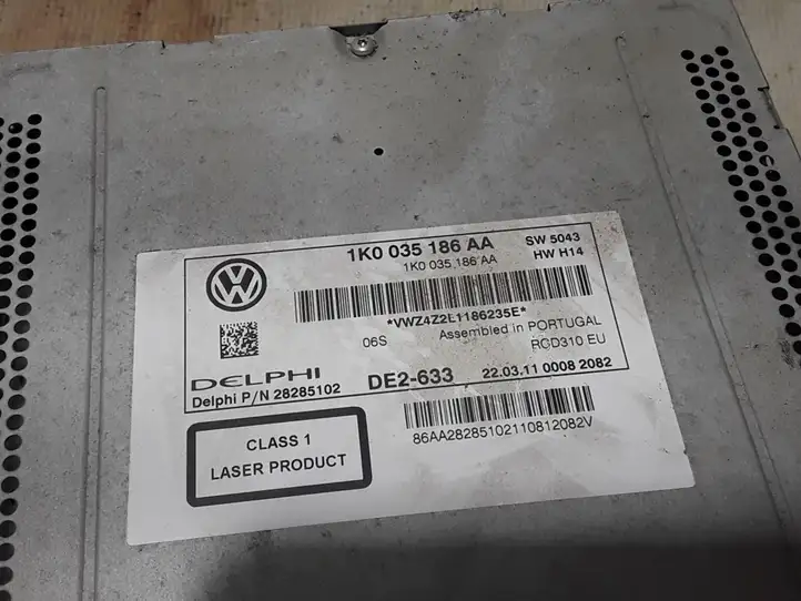 Volkswagen Caddy (2010 - 2015) 1K0035186AA Магнитола / мультимедийная система — фото 3
