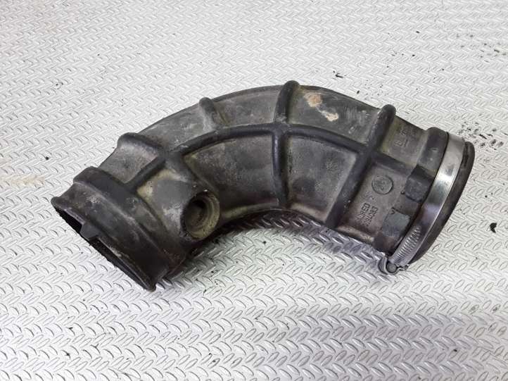 90572051 Opel Vectra B Oro paėmimo kanalo detalė (-ės)