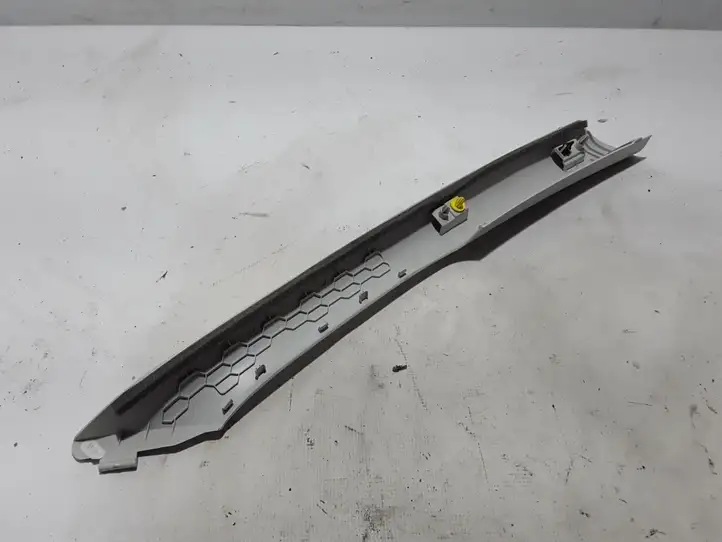 Ford Fiesta (2017 - ) Накладка порога — фото 2