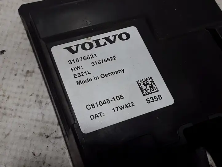 Volvo S90, V90 (2016 - 2020) 31676621 Блок управления крышкой багажника — фото 3