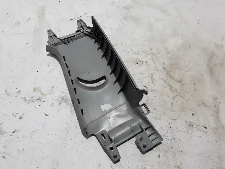 Audi A1 (2010 - 2014) 8X3867243A Верхняя обшивка стойки B — фото 3