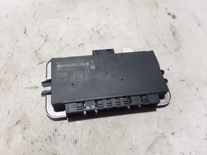 BMW 5 GT F07 (2010 - 2017)  9251977 Блок управления пневмоподвеской (задний)