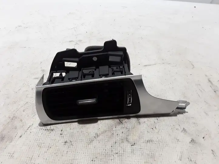 Audi A6 C7 (2014 - 2018) 4G1820901 Боковой воздушный дефлектор — фото 1