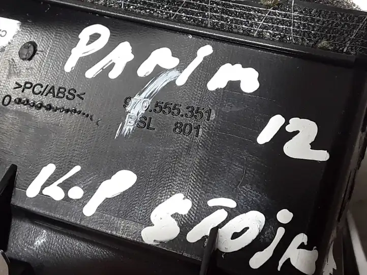 Porsche Panamera (970) (2009 - 2013) 970555351 Боковой воздушный дефлектор — фото 3