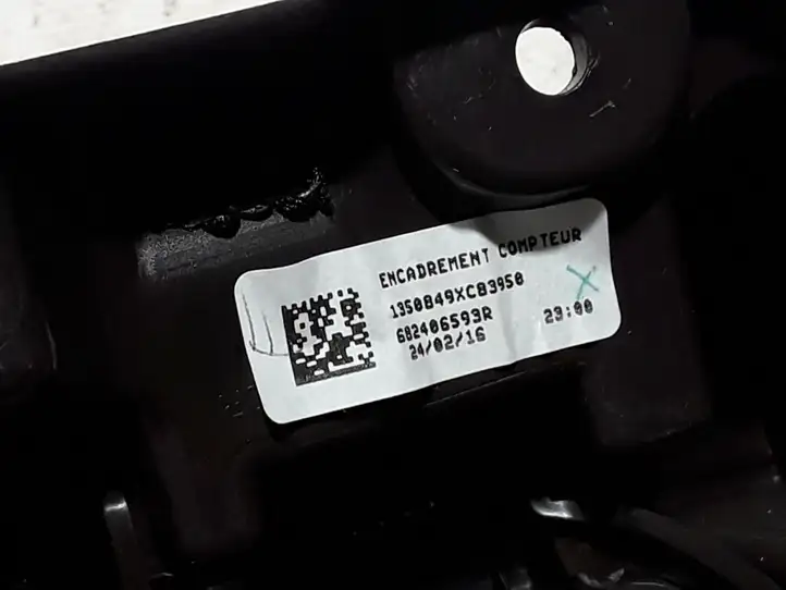Renault Espace V (RFC) (2015 - 2019) 682406593R Отделка панели приборов — фото 3