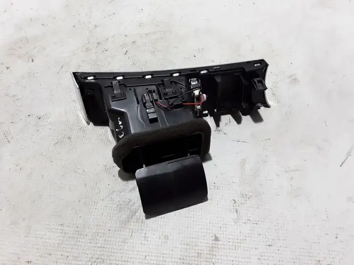 Audi A6 S6 C6 4F (2004 - 2008) 4F1820073B Боковой воздушный дефлектор — фото 2