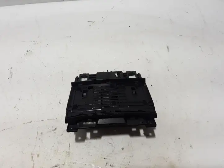 Audi A6 C7 (2014 - 2018) 4G0864131 Вещевой ящик — фото 1