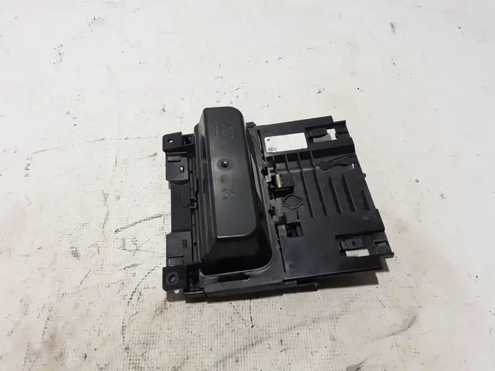 Audi A6 C7 (2014 - 2018) 4G0864131 Вещевой ящик — фото 3