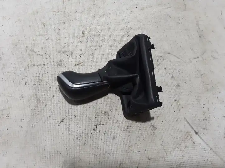 Audi A6 (2014 - 2018)  4G1713139AG Отделка рычага переключения передач (кожа, головка)