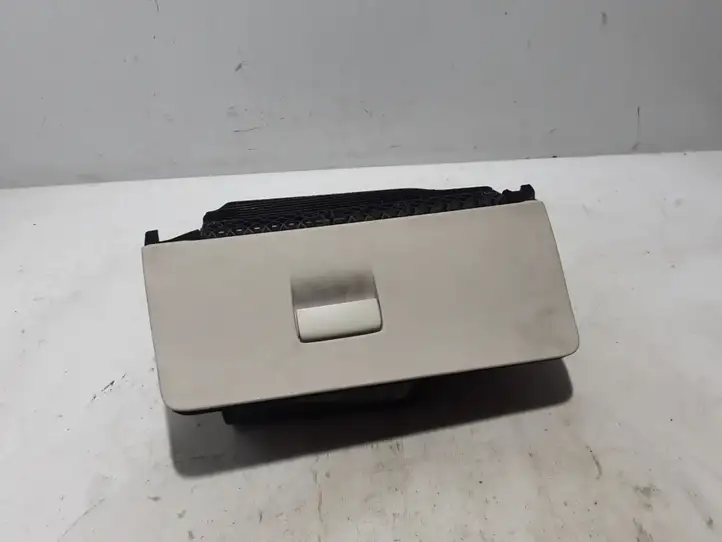 BMW 5 GT F07 (2010 - 2017)  9142643 Ящик для вещей