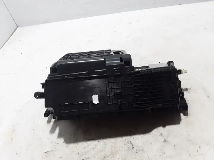 BMW 5 GT F07 (2010 - 2017)  9142643 Ящик для вещей