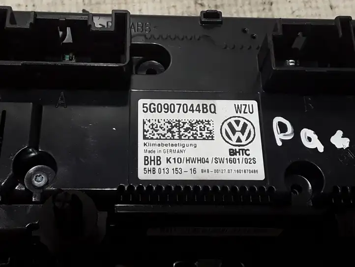 Volkswagen PASSAT B8 (2015 - ) 5G0907044BQ Блок управления кондиционером — фото 2