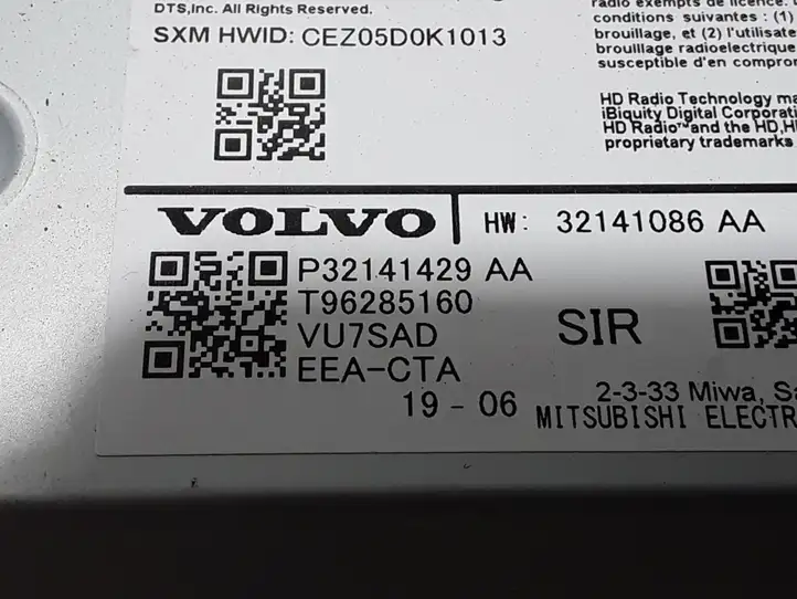 Volvo S60 (2018 - ) 32141429 Магнитола / мультимедийная система — фото 3