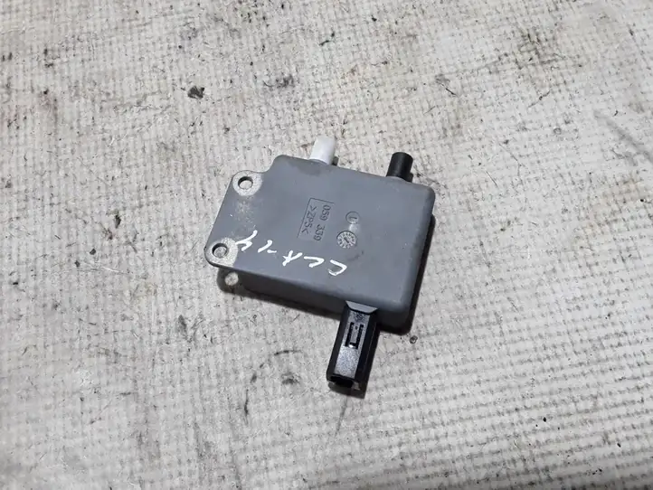 Mercedes-Benz CLA  C117,X117,W117 (2013 - 2019)  A4638203789 Усилитель антенны