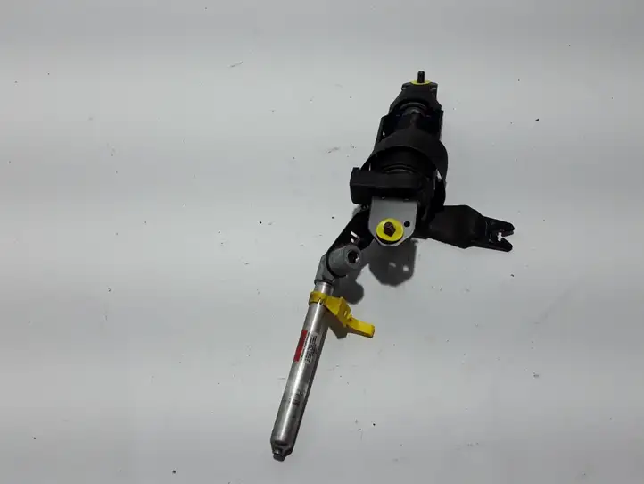 Volvo V70 (2004 - 2007)  30730990 Передний ремень безопасности