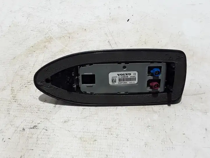 Volvo V70 (2013 - 2016) 31346638 GPS антенна — фото 3