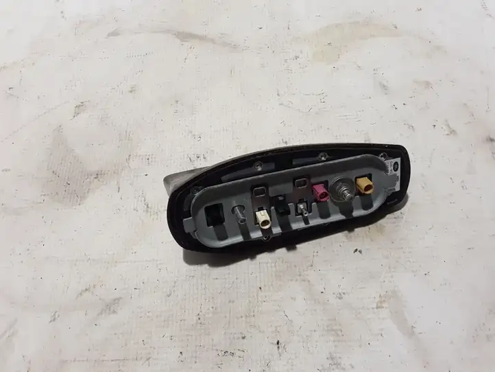 Land Rover Discovery Sport (2014 - 2019) GJ3219C089DA GPS антенна — фото 2