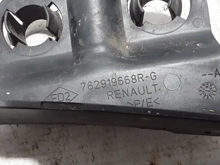 Dacia Duster (2010 - 2017) 762919668R Другая часть кузова — фото 2
