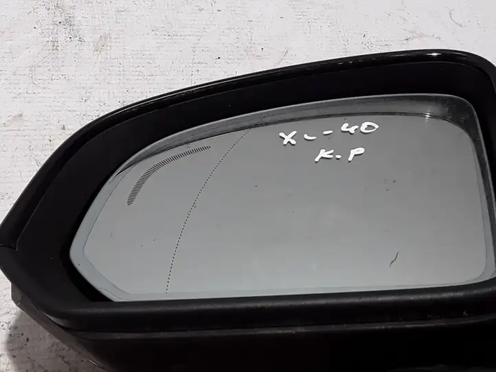 Volvo XC40 (2017 - )  31477671 Зеркало боковое с электрическим приводом