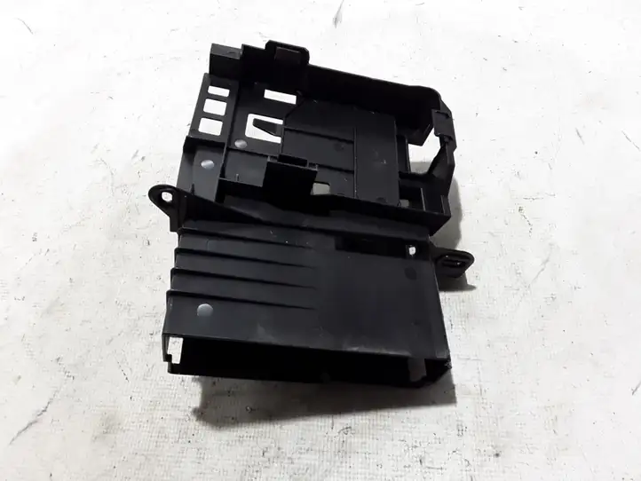 Audi Q5 (2008 - 2012)  8R0035209A Другая часть кузова