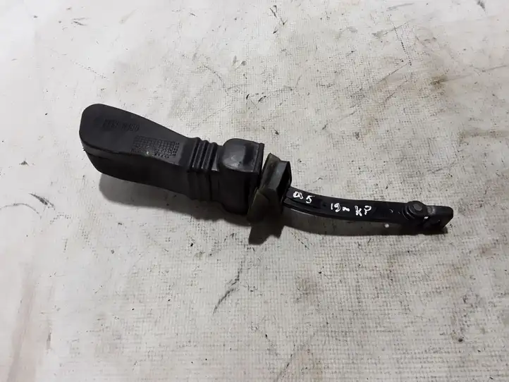 Audi Q5 (2008 - 2012)  8R0837249C Ограничитель открывания передней двери