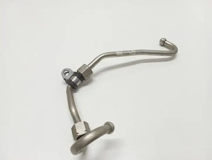 Seat Altea XL (2004 - 2015) 06J127501L Трубка топливной системы — фото 4