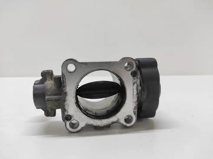 Toyota Corolla Verso AR10 (2004 - 2009) 1923002010 Дроссельная заслонка — фото 1